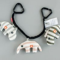 Done by Deer kinderwagen ketting roze