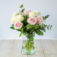 Gratis bezorging - Troost boeket Wit Roze middel