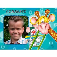 Giraffe en muis op trappetje