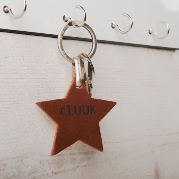 Leren sleutelhanger graveren - Ster - Bruin