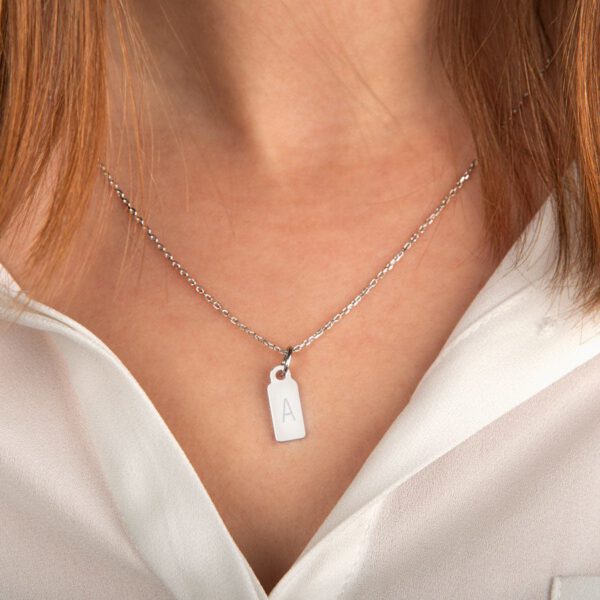 Ketting met initialen graveren - 1 plaatje