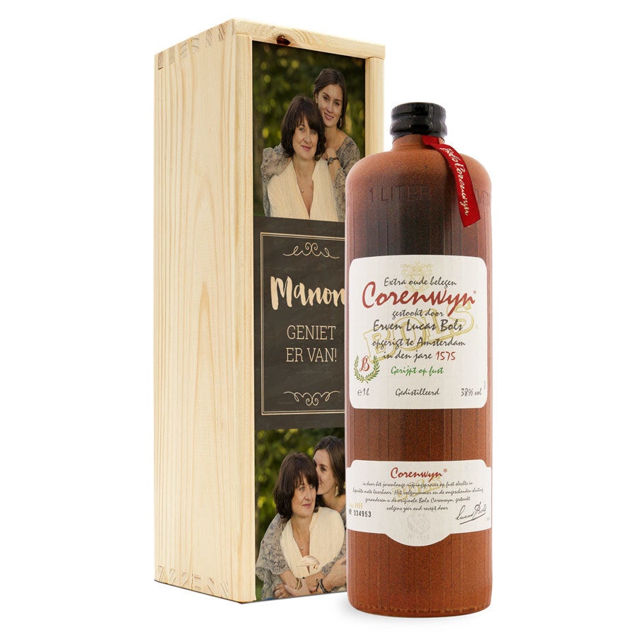 Likeur in bedrukte kist - Bols Corenwijn