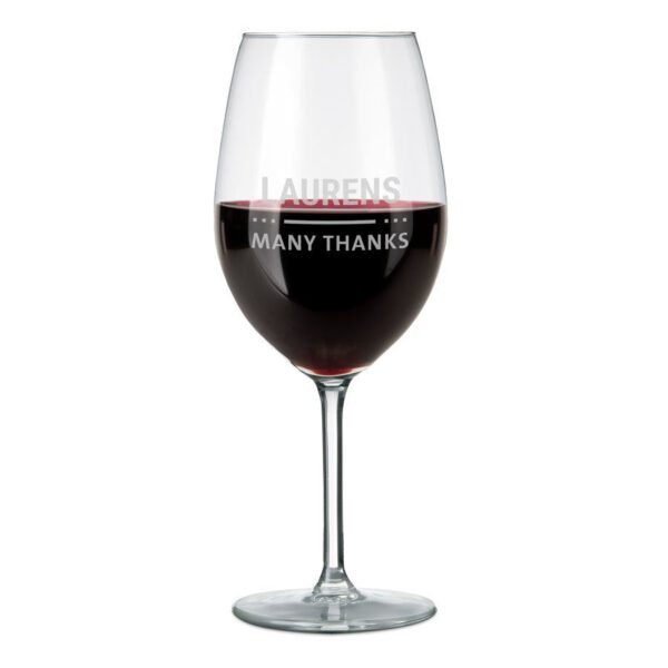 Rood wijnglas graveren