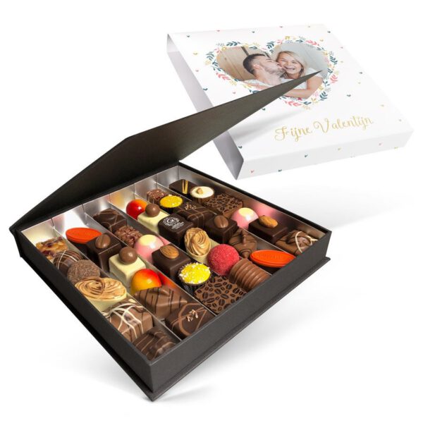 Luxe bonbon giftbox bedrukken - Valentijn (36 stuks)