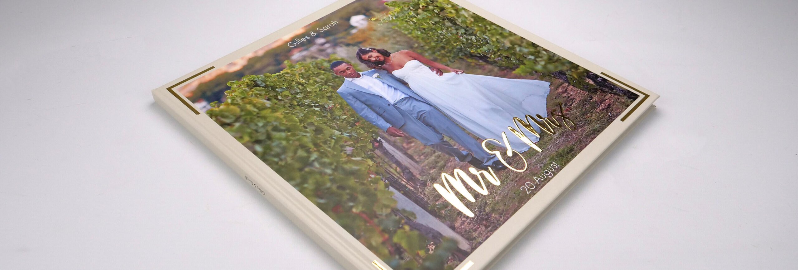 Fotoboek met reliëf bedrukken met eigen foto